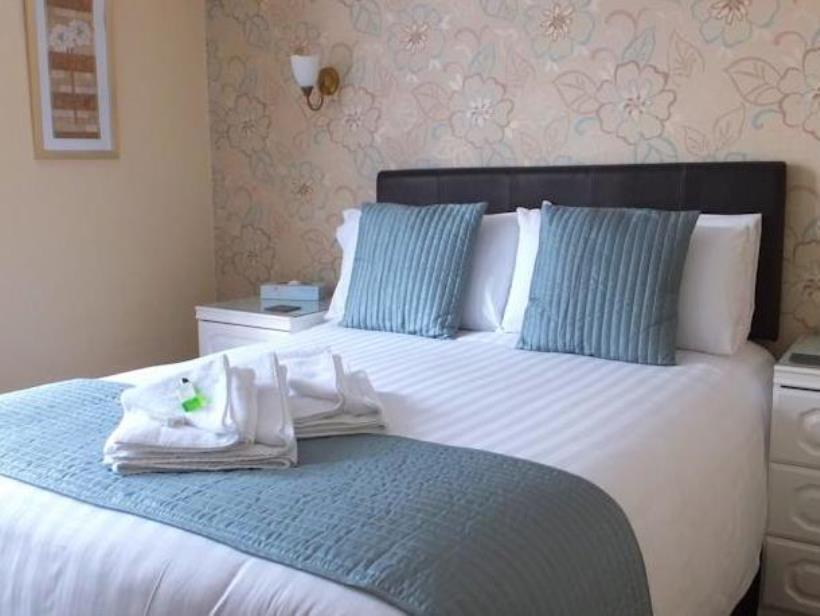 Holmlea Guest House Exclusively For Adults Windermere Bagian luar foto