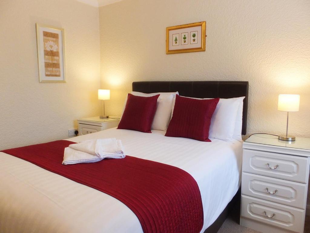 Holmlea Guest House Exclusively For Adults Windermere Bagian luar foto