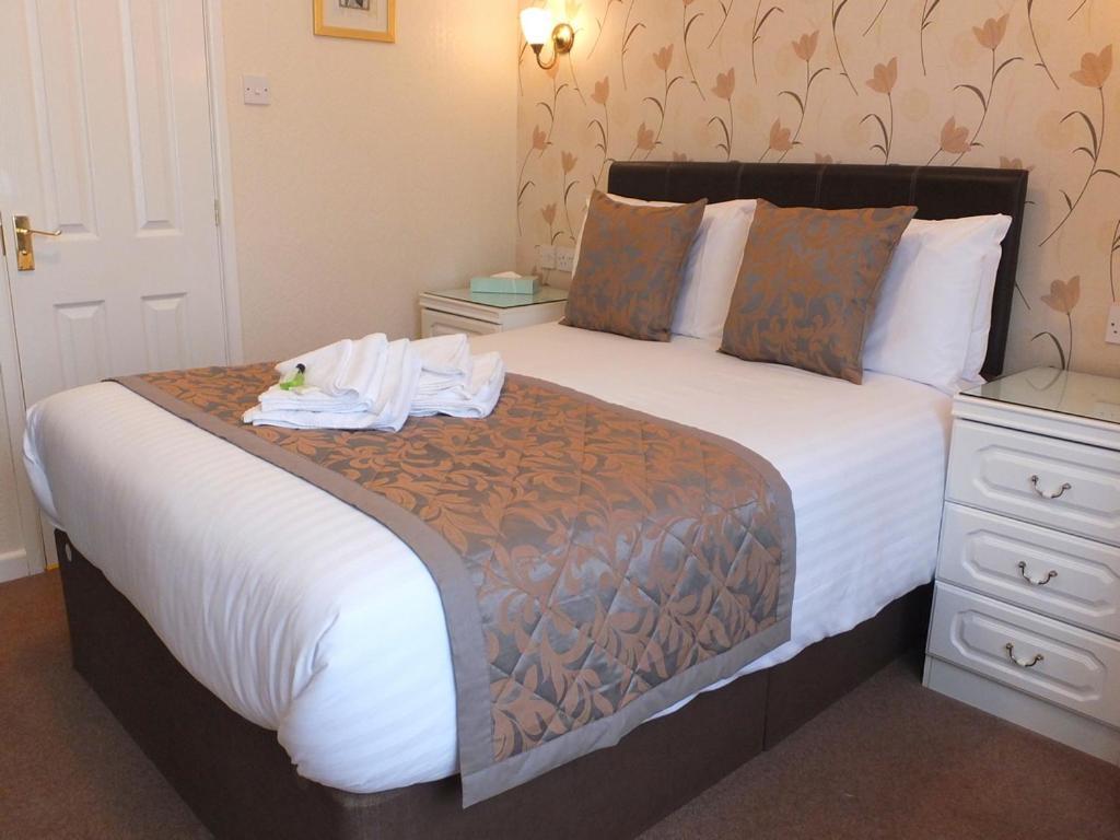Holmlea Guest House Exclusively For Adults Windermere Bagian luar foto